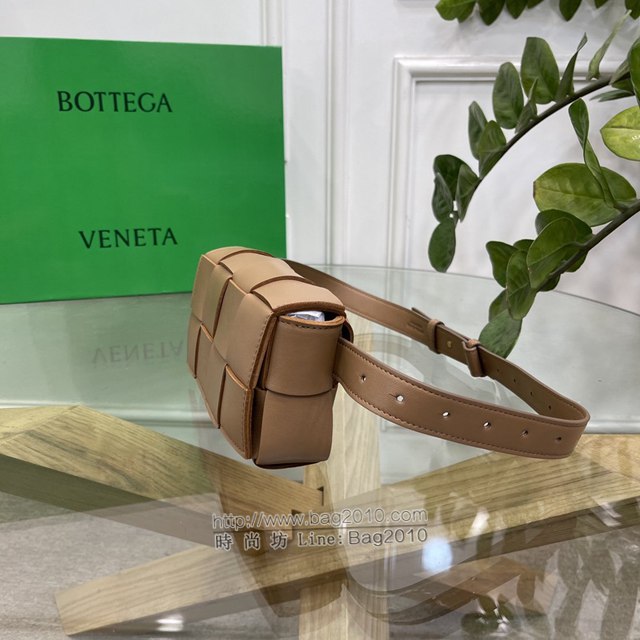 Bottega veneta高端女包 KF0015焦糖色 寶緹嘉CAEESTTE腰包 BV經典款手工編織手包腰包胸包斜挎包  gxz1211